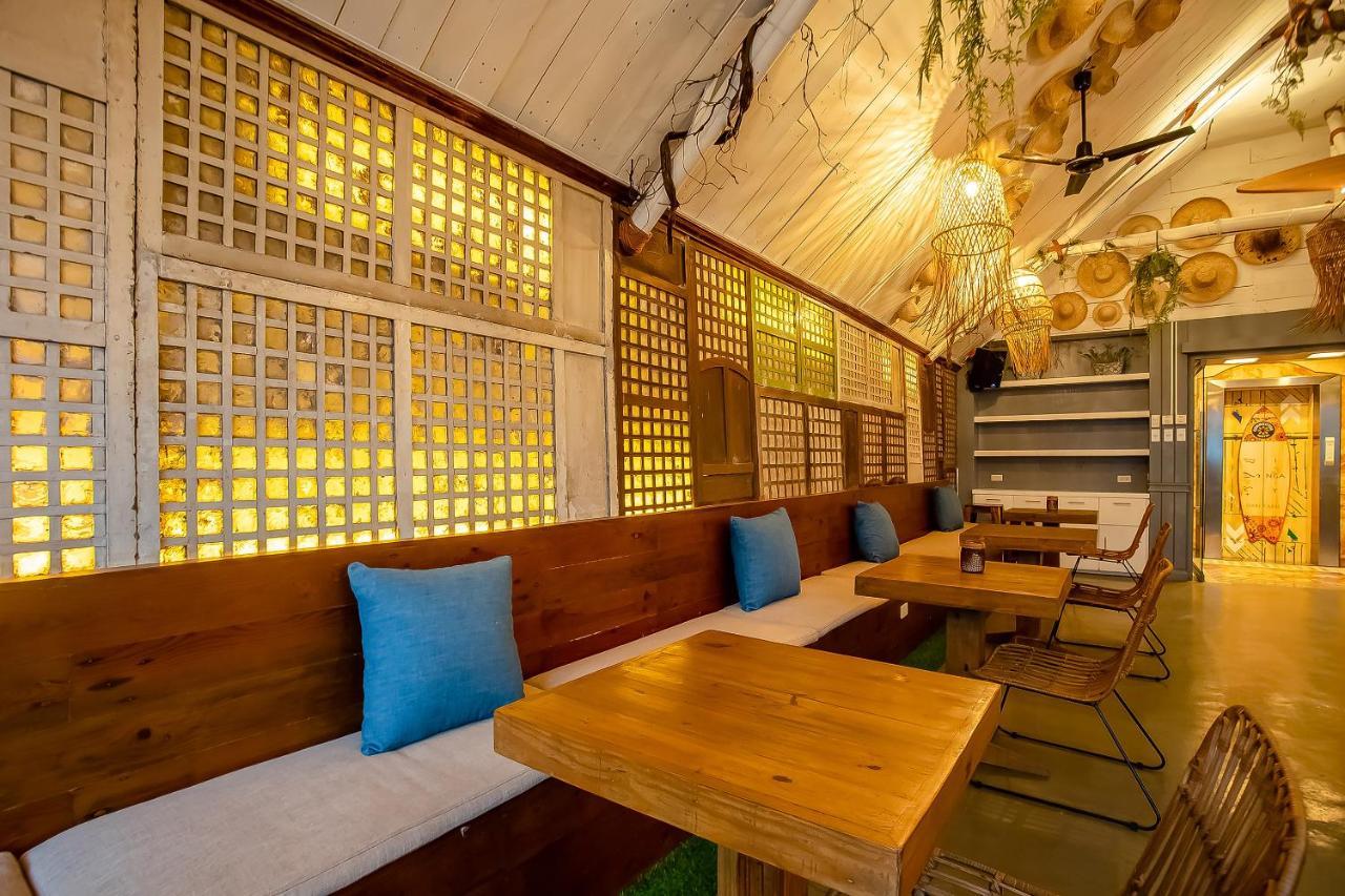 Oyo 821 Connector Hostel 马卡蒂 外观 照片